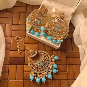 Earrings-and-Maang-Tikka-Jewellery-Set-With-Matching-Earrings-for-Women