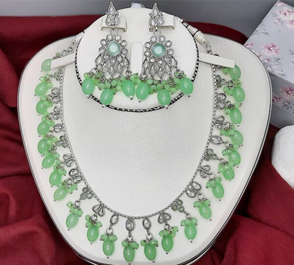 Silver-Necklace-with-Earrings-Indian-Pakistani-Jewelry