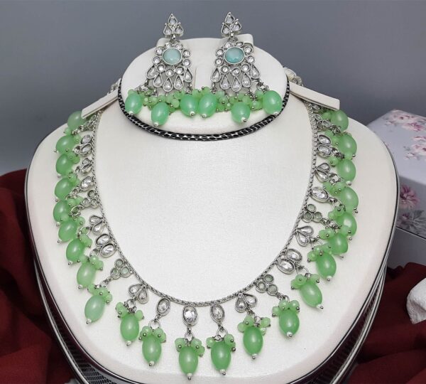 Silver-Necklace-with-Earrings-Indian-Pakistani-Jewelry